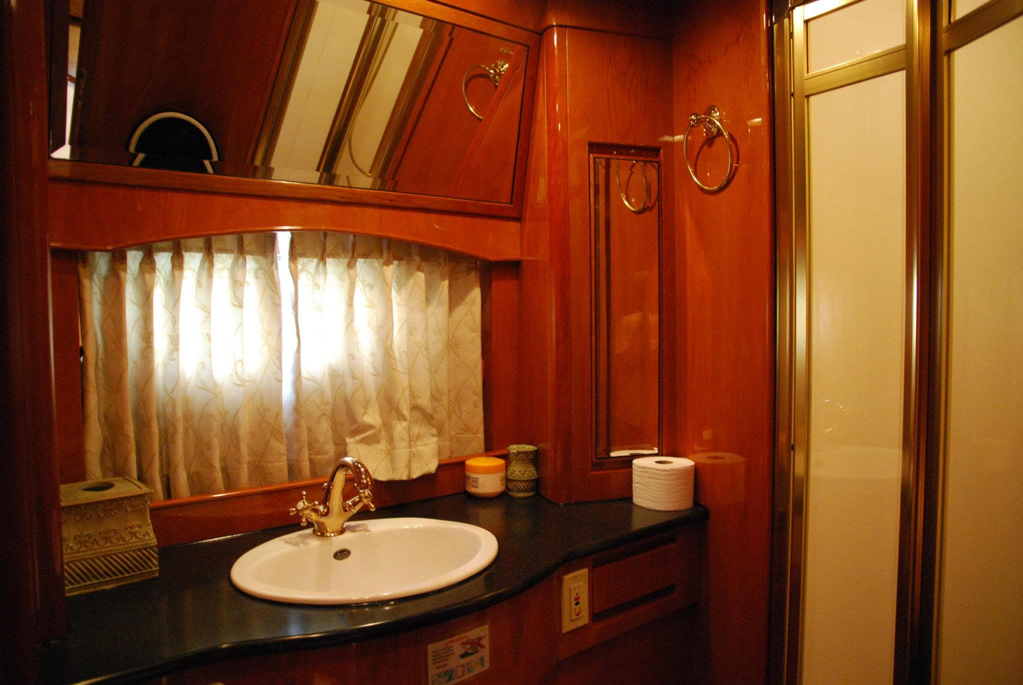 74Ft Tinnitus Yacht, 1