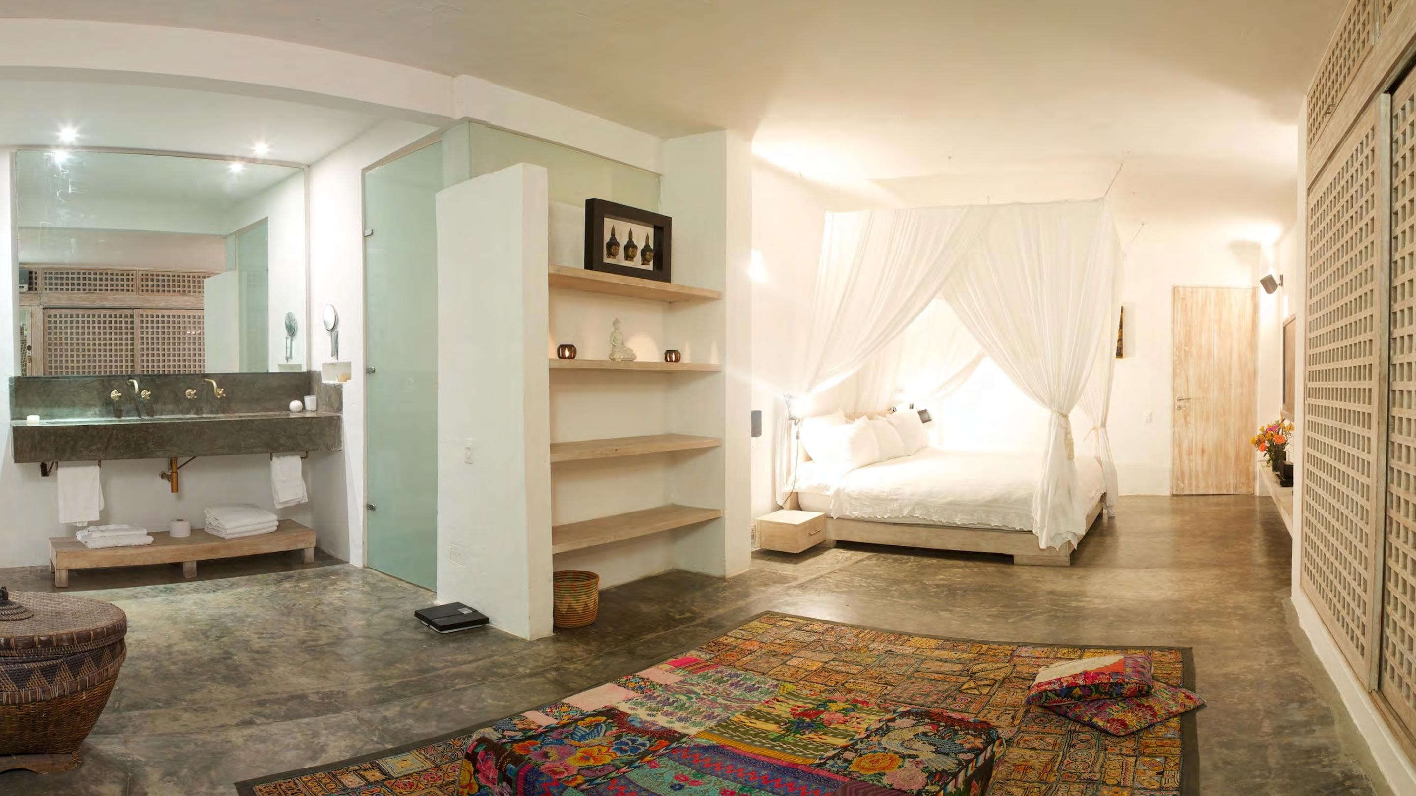 Blanca House, 1