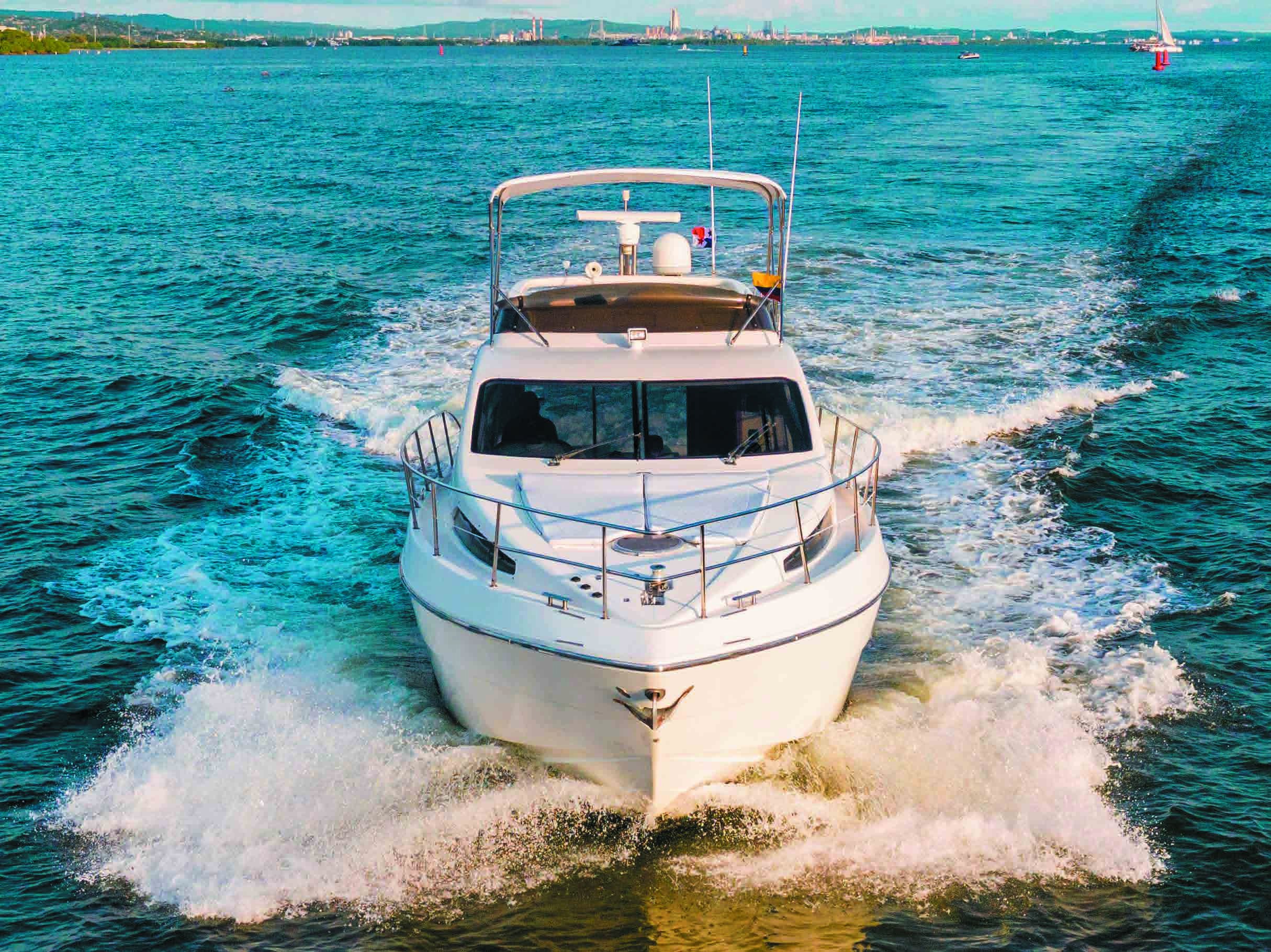 46Ft Azimut Fly Yacht preview 2