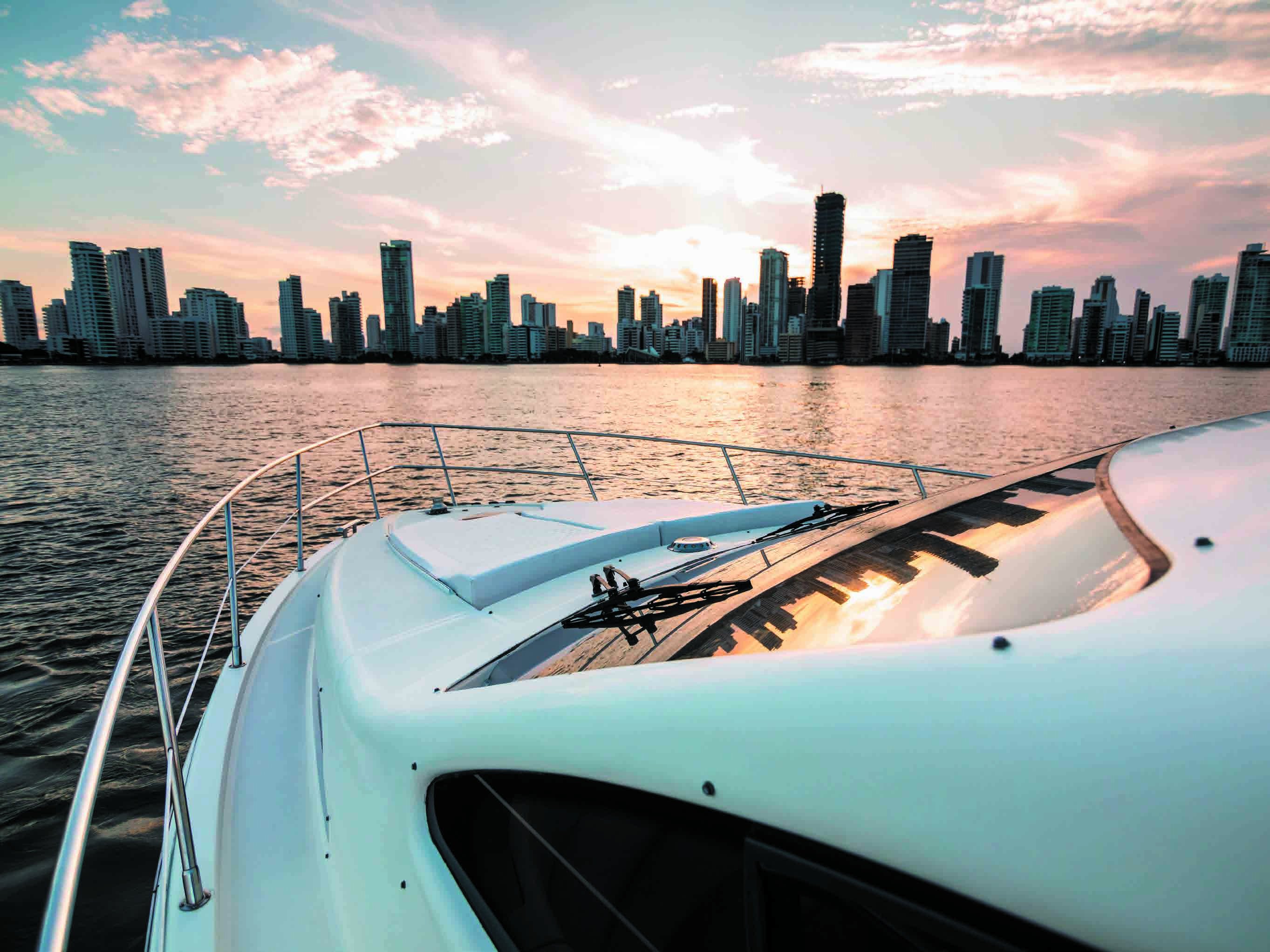 46Ft Azimut Fly Yacht preview 3