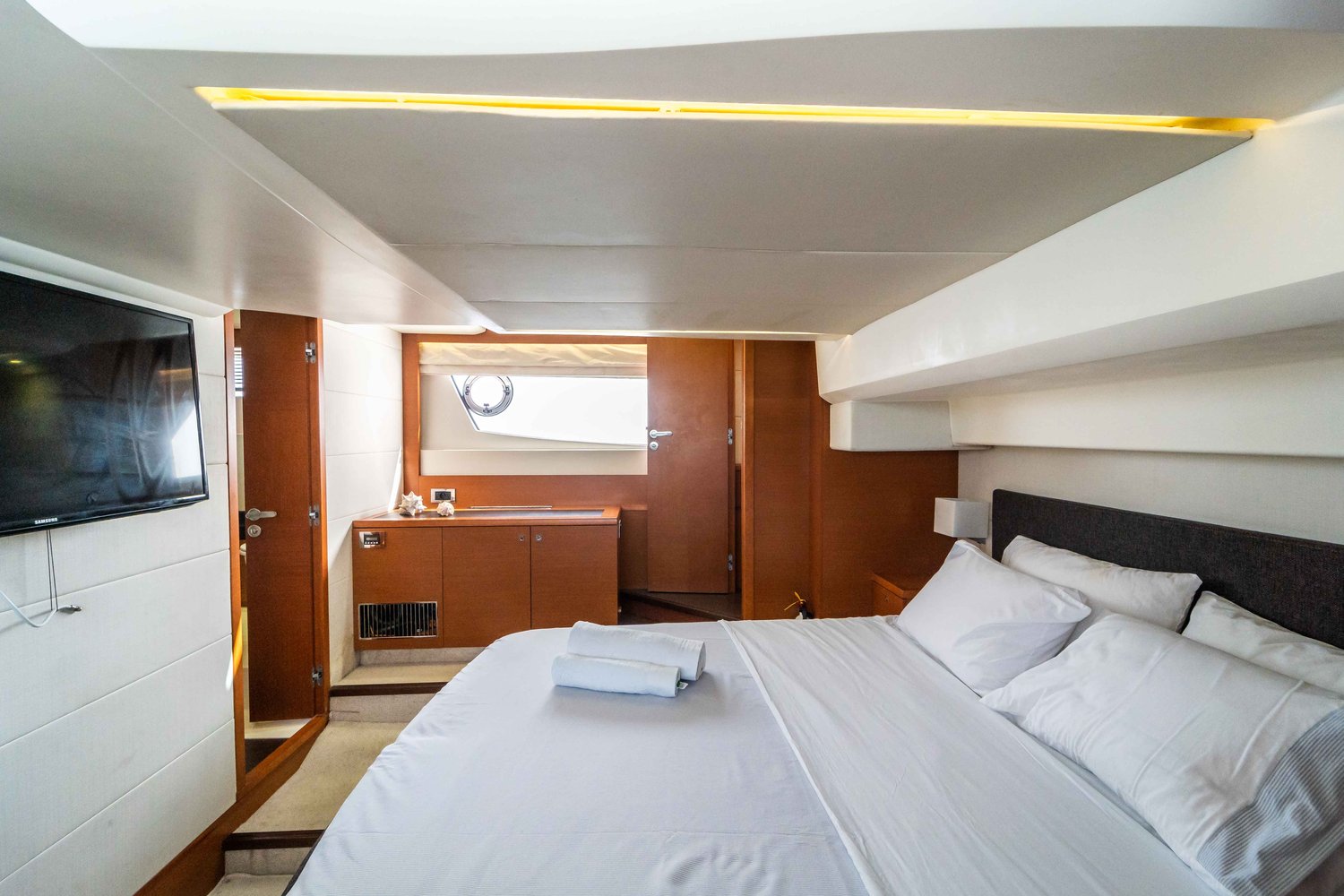 50Ft Prestige Yacht preview 3